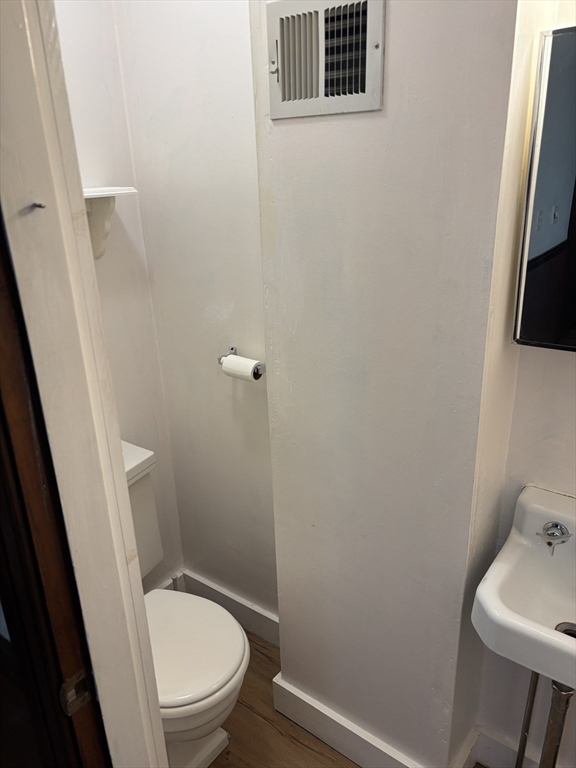 2 bed, 1 bath apartment for rent at 242 Nahatan St Unit 242, Norwood — photo 9 of 17