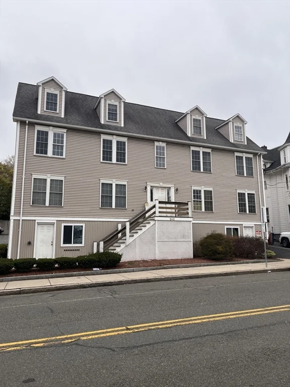 3 bed, 2 bath apartment for rent at 242 Park Ave Unit 5, Revere — photo 24 of 25