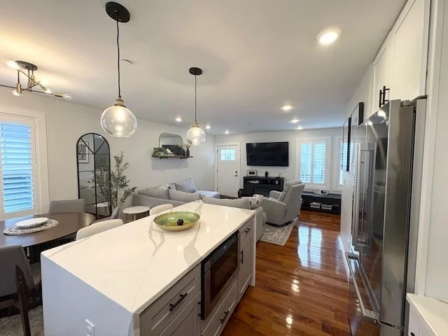 2 bed, 2 bath apartment for rent at 242 R Broadway Unit 1, Winter Hill — photo 4 of 29
