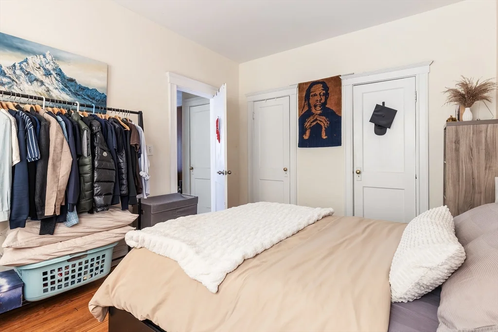 1 bed, 1 bath apartment for rent at 242 South Huntington Ave Unit 3, Jamaica Plain — photo 11 of 16