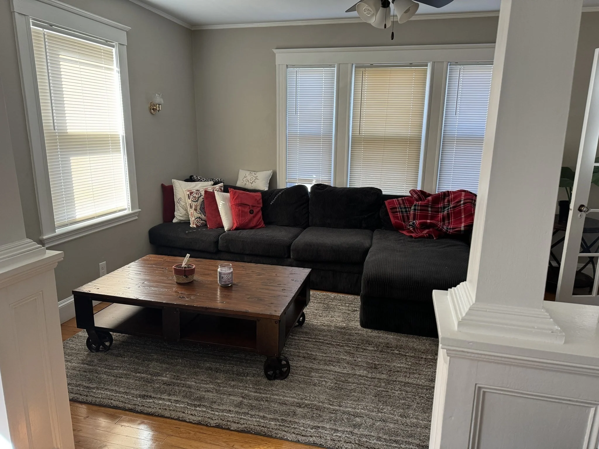 2 bed, 1 bath apartment for rent at 242 Southern Artery Unit 1, Quincy — photo 3 of 5