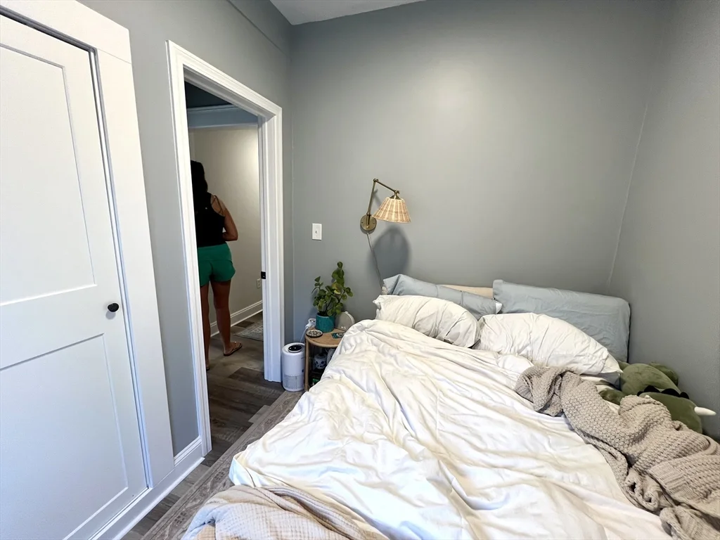 3 bed, 2 bath apartment for rent at 242 W 3rd St Unit 2, South Boston — photo 12 of 21