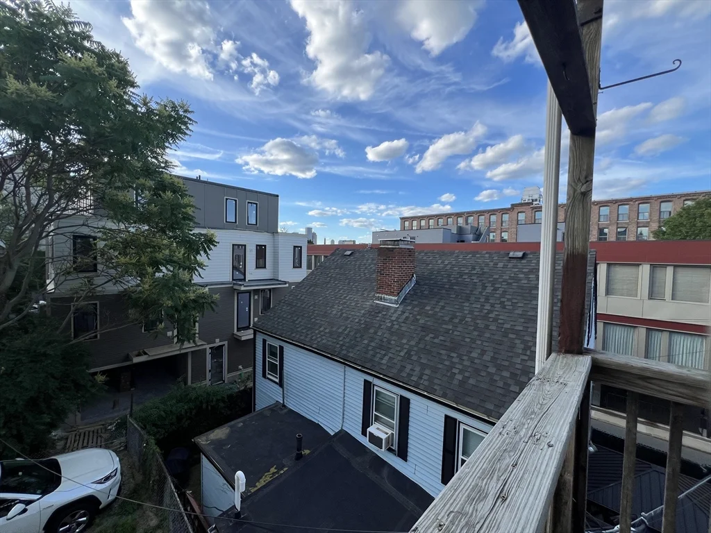 3 bed, 2 bath apartment for rent at 242 W 3rd St Unit 2, South Boston — photo 20 of 21