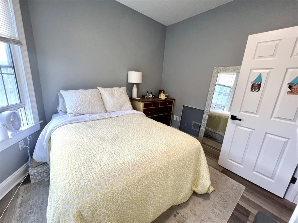 3 bed, 2 bath apartment for rent at 242 W 3rd St Unit 2, South Boston — photo 15 of 21