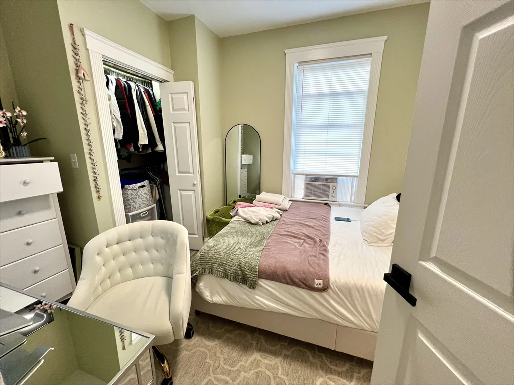 3 bed, 2 bath apartment for rent at 242 W 3rd St Unit 2, South Boston — photo 16 of 21