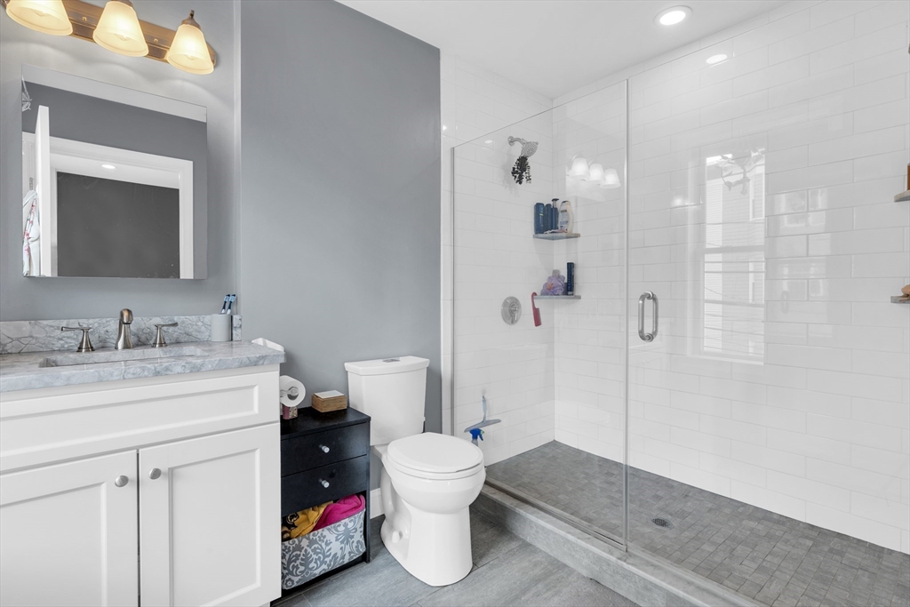 2 bed, 2 bath apartment for rent at 242 W 5th St Unit 2, South Boston — photo 9 of 15