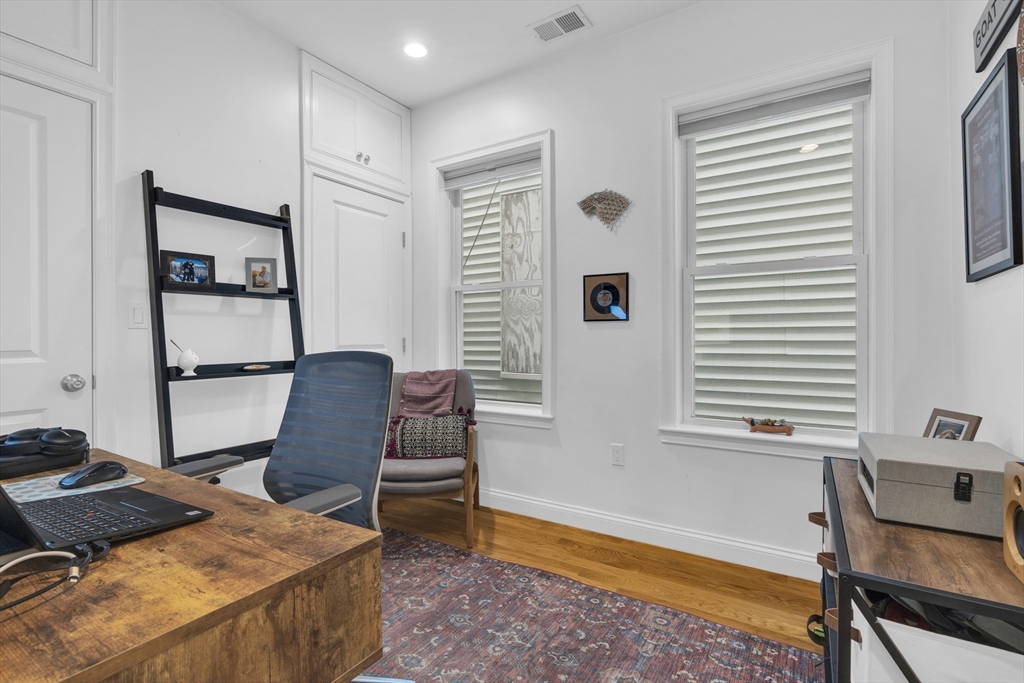 2 bed, 2 bath apartment for rent at 242 W 5th St Unit 2, South Boston — photo 10 of 15