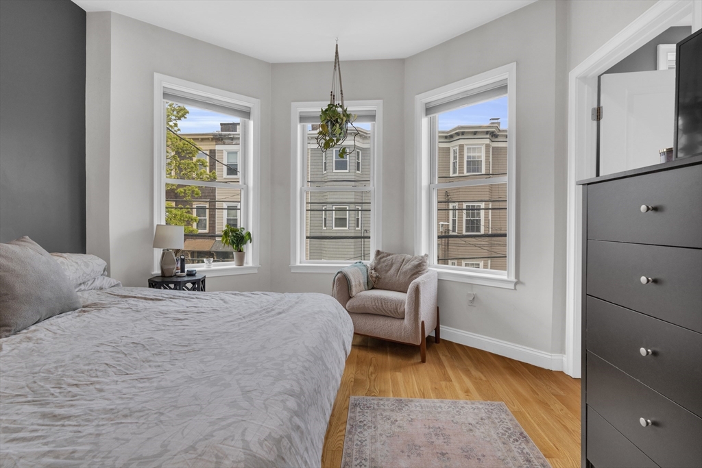 2 bed, 2 bath apartment for rent at 242 W 5th St Unit 2, South Boston — photo 8 of 15