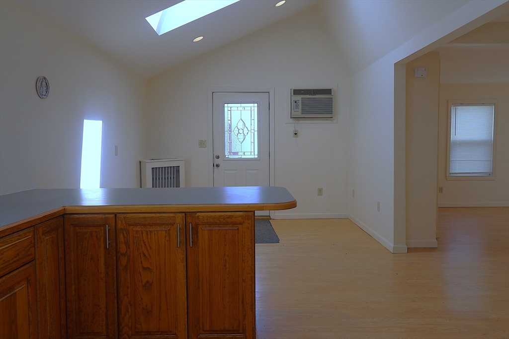 2 bed, 1 bath apartment for rent at 242 Water St Unit 242, Wakefield — photo 2 of 13