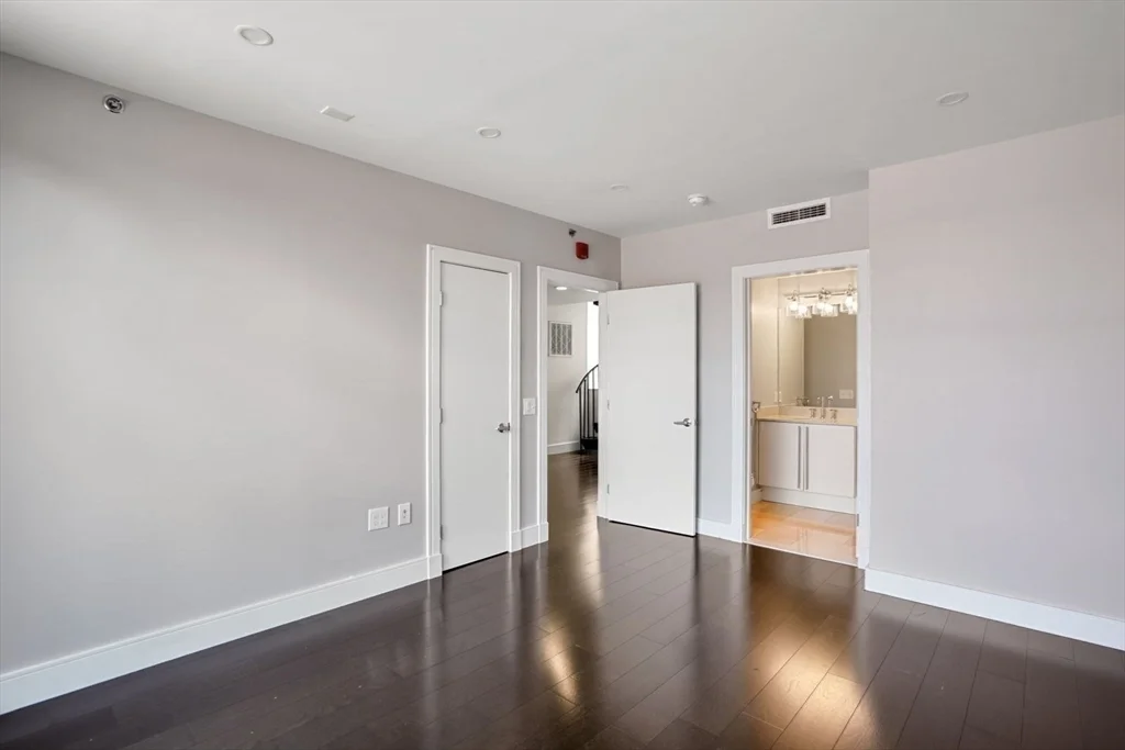 2 bed, 2 bath apartment for rent at 2420 Beacon St Unit PH 6, Brighton — photo 18 of 38