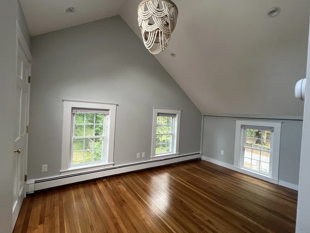 4 bed, 2 bath apartment for rent at 243 Dudley Rd, Bedford — photo 14 of 29