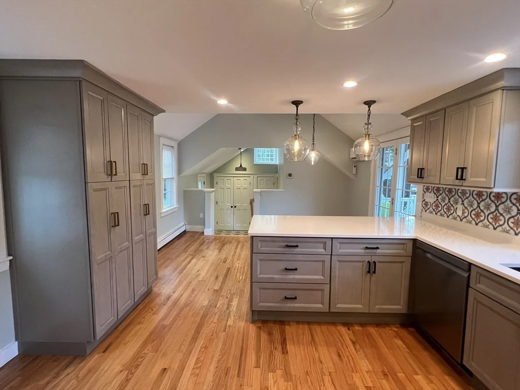 4 bed, 2 bath apartment for rent at 243 Dudley Rd, Bedford — photo 5 of 29