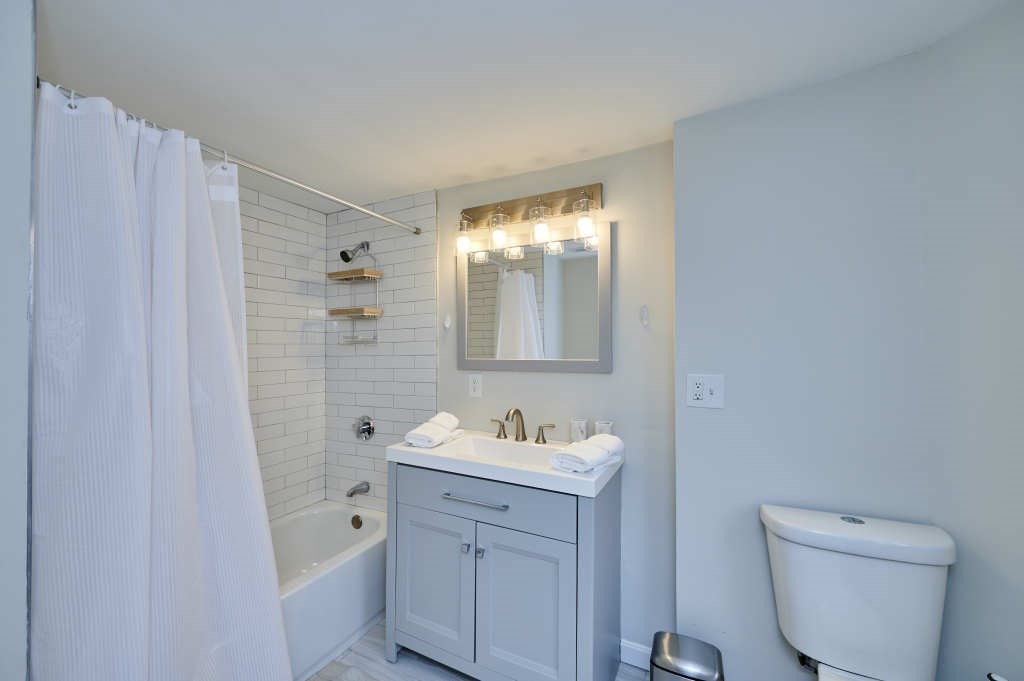 2 bed, 1 bath apartment for rent at 243 E St Unit 3, South Boston — photo 9 of 11