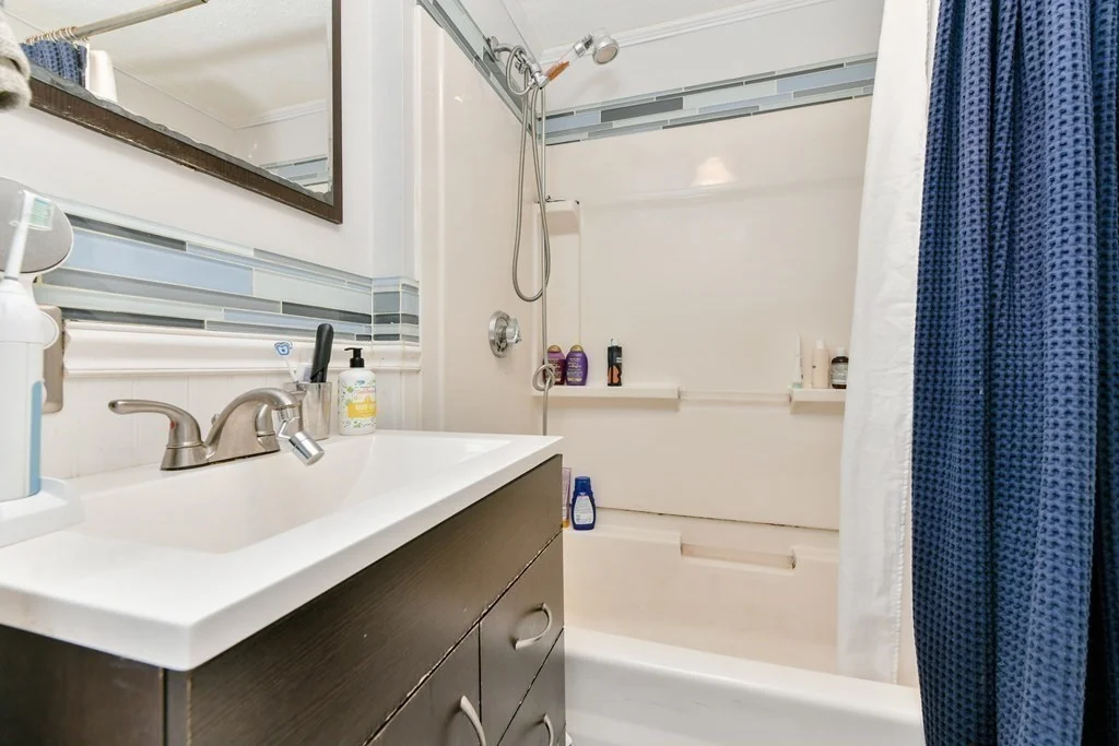 2 bed, 1 bath apartment for rent at 243 Emerson Unit 0, South Boston — photo 12 of 15