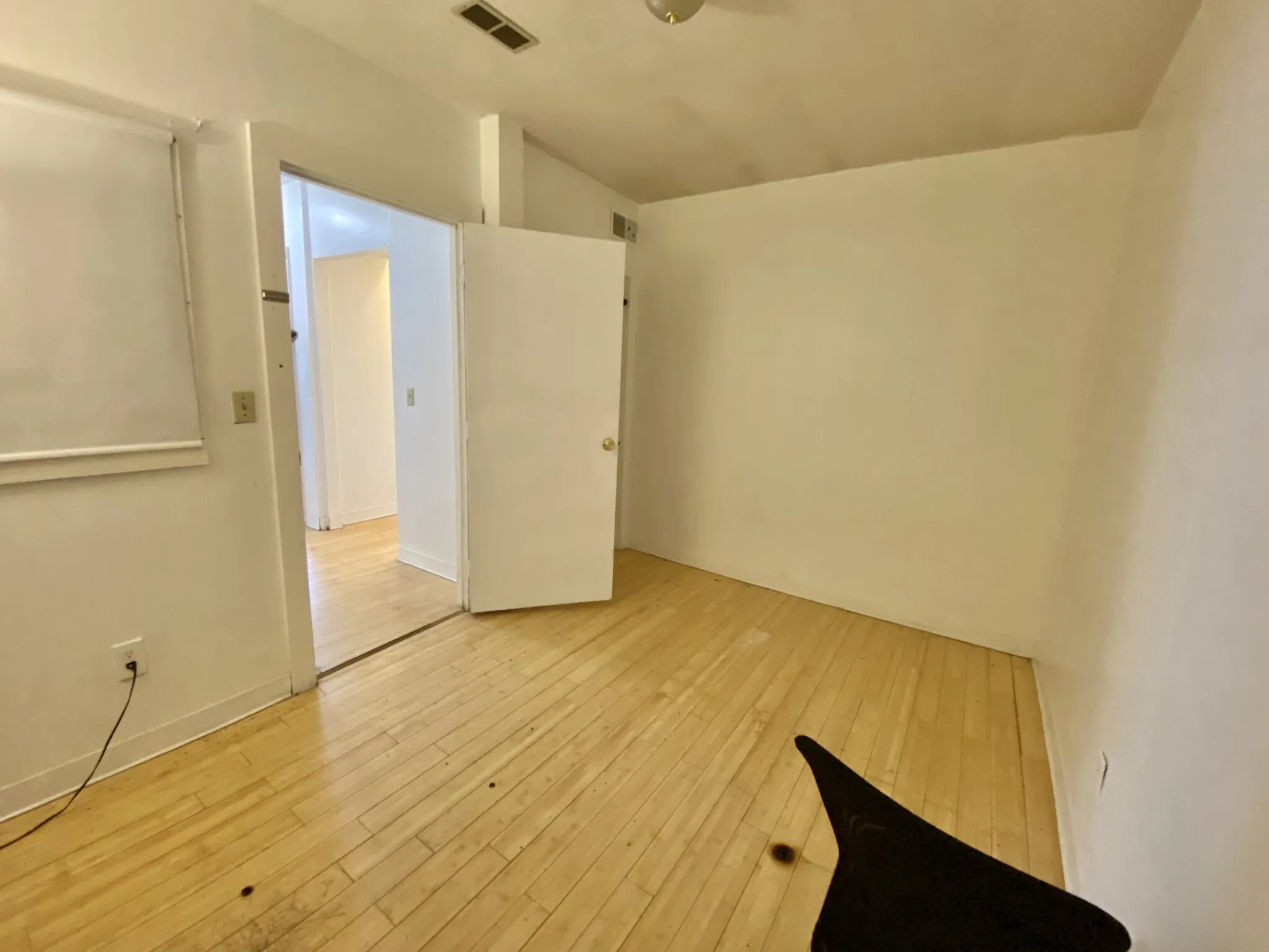 2 bed, 1 bath apartment for rent at 243 Harvard Ave Unit 6, Allston — photo 5 of 16