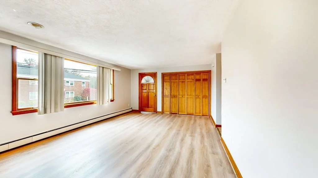 2 bed, 1 bath apartment for rent at 243 Lexington St Unit 1, Watertown — photo 6 of 16