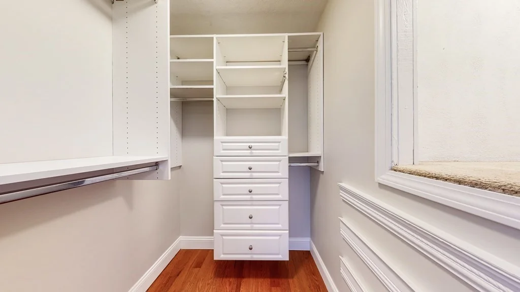 2 bed, 1 bath apartment for rent at 243 Lexington St Unit 2, Watertown — photo 14 of 27