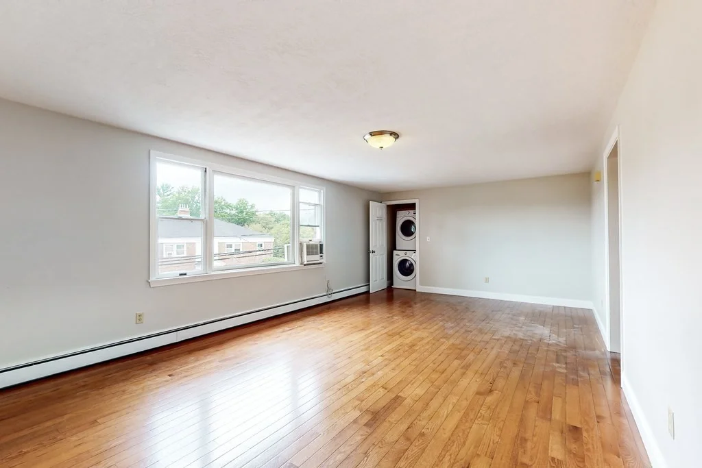 2 bed, 1 bath apartment for rent at 243 Lexington St Unit 2, Watertown — photo 11 of 27