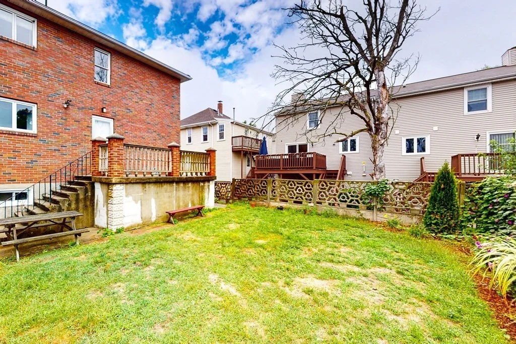 2 bed, 2 bath apartment for rent at 243 Lexington St Unit A, Watertown — photo 15 of 17