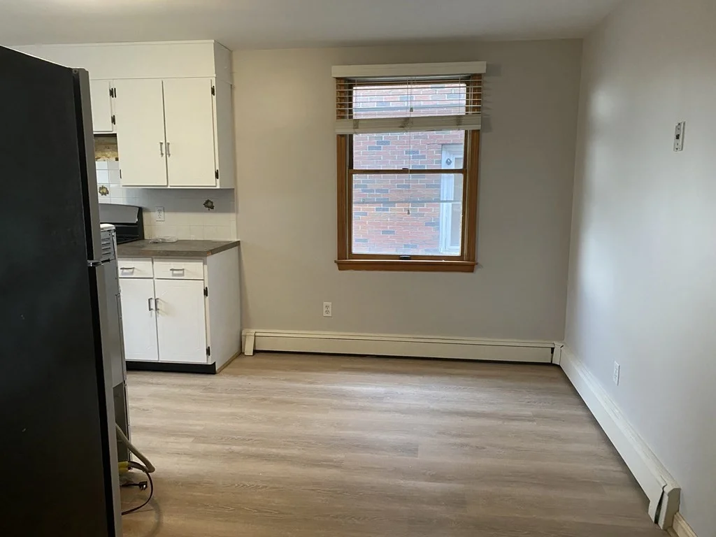 2 bed, 2 bath apartment for rent at 243 Lexington St Unit A, Watertown — photo 3 of 17