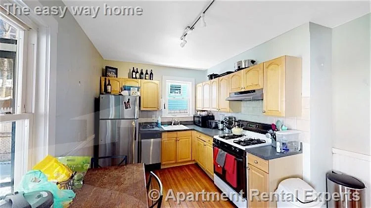 3 bed, 1 bath apartment for rent at 243 Summer St Unit 1, Davis Square