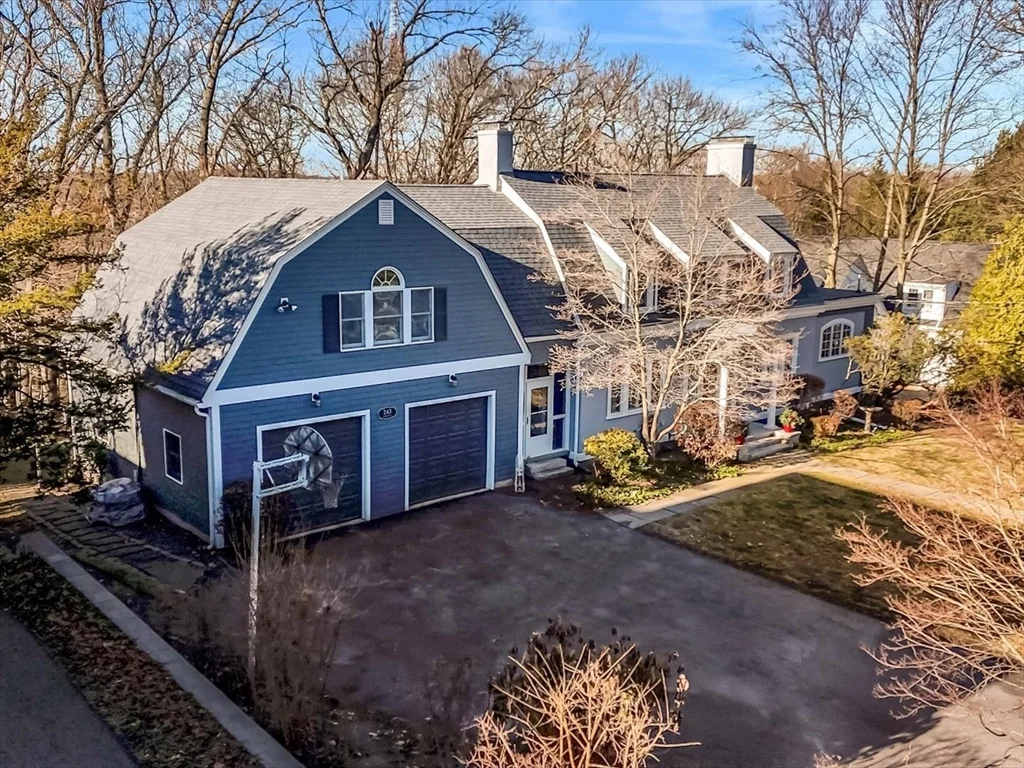 4 bed, 3 bath apartment for rent at 243 Upland Ave, Newton Highlands — photo 38 of 40