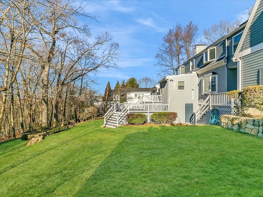 4 bed, 3 bath apartment for rent at 243 Upland Ave, Newton Highlands — photo 6 of 40