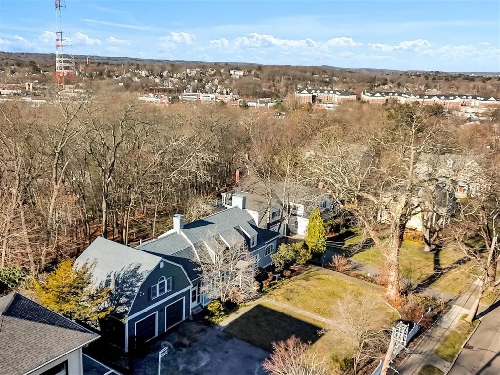 4 bed, 3 bath apartment for rent at 243 Upland Ave, Newton Highlands — photo 40 of 40