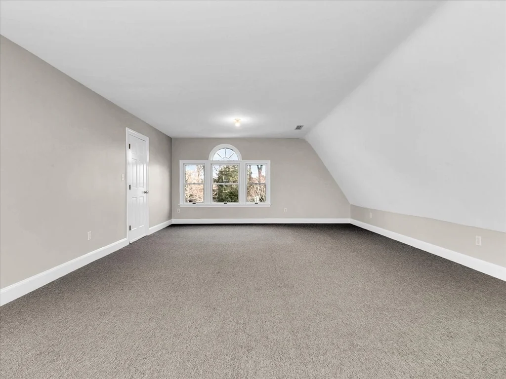 4 bed, 3 bath apartment for rent at 243 Upland Ave, Newton Highlands — photo 31 of 40