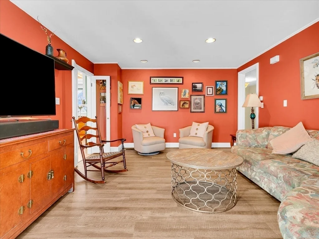 4 bed, 3 bath apartment for rent at 243 Upland Ave, Newton Highlands — photo 18 of 40