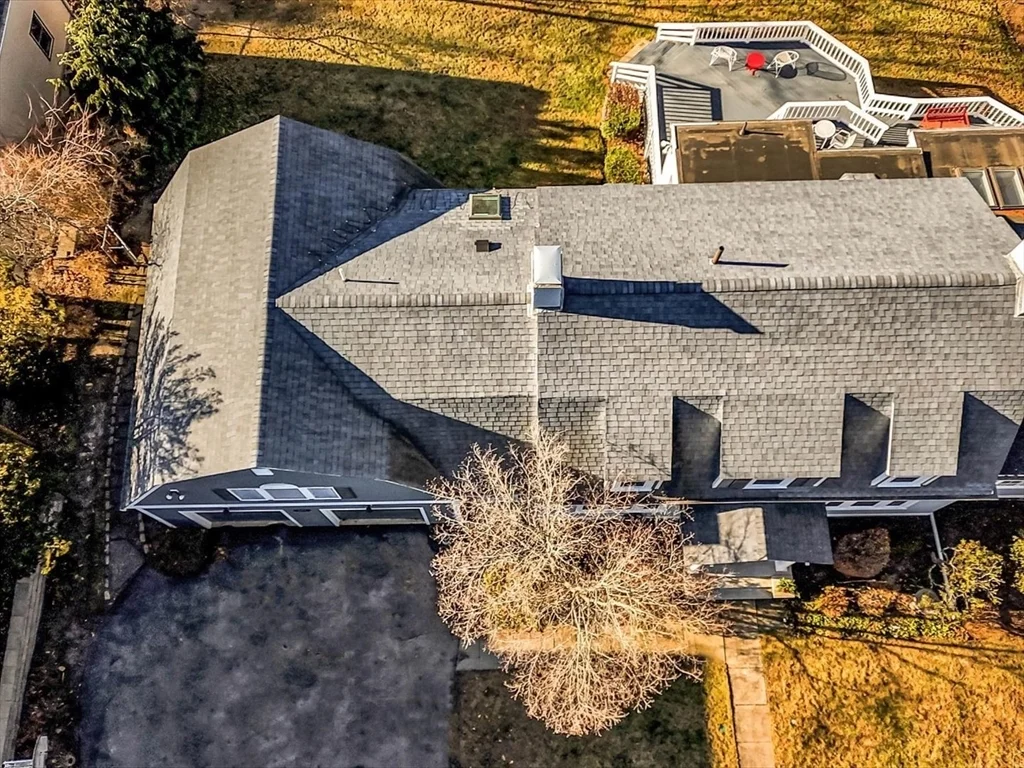 4 bed, 3 bath apartment for rent at 243 Upland Ave, Newton Highlands — photo 39 of 40