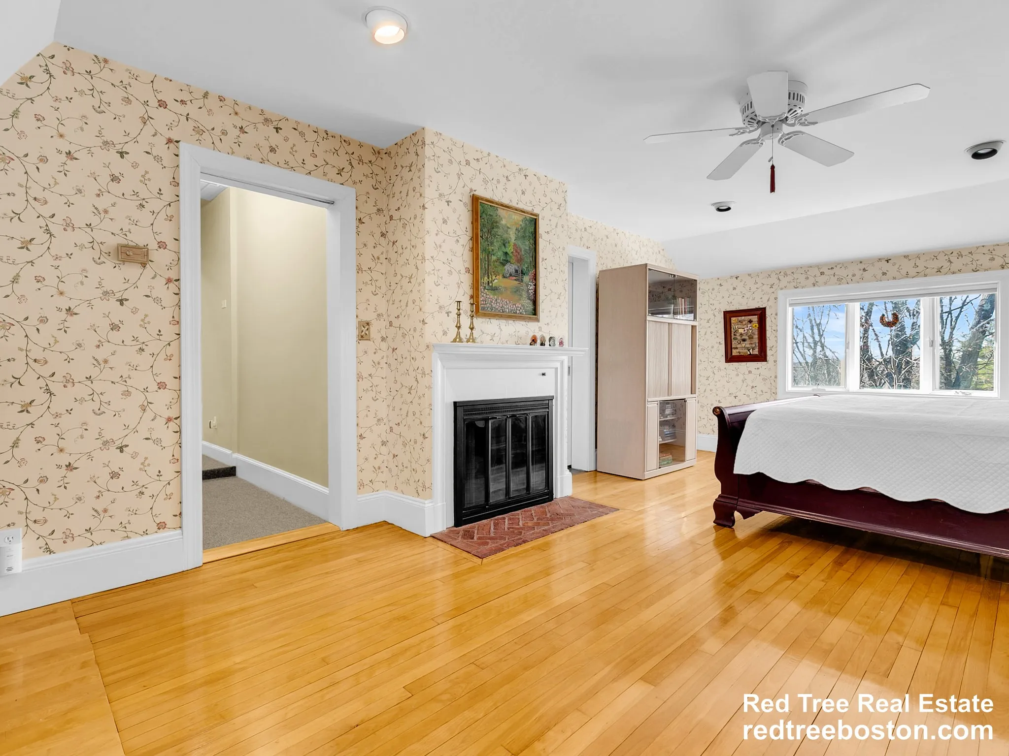 4 bed, 3.5 bath apartment for rent at 243 Upland Ave Unit 1, Newton Highlands — photo 32 of 40