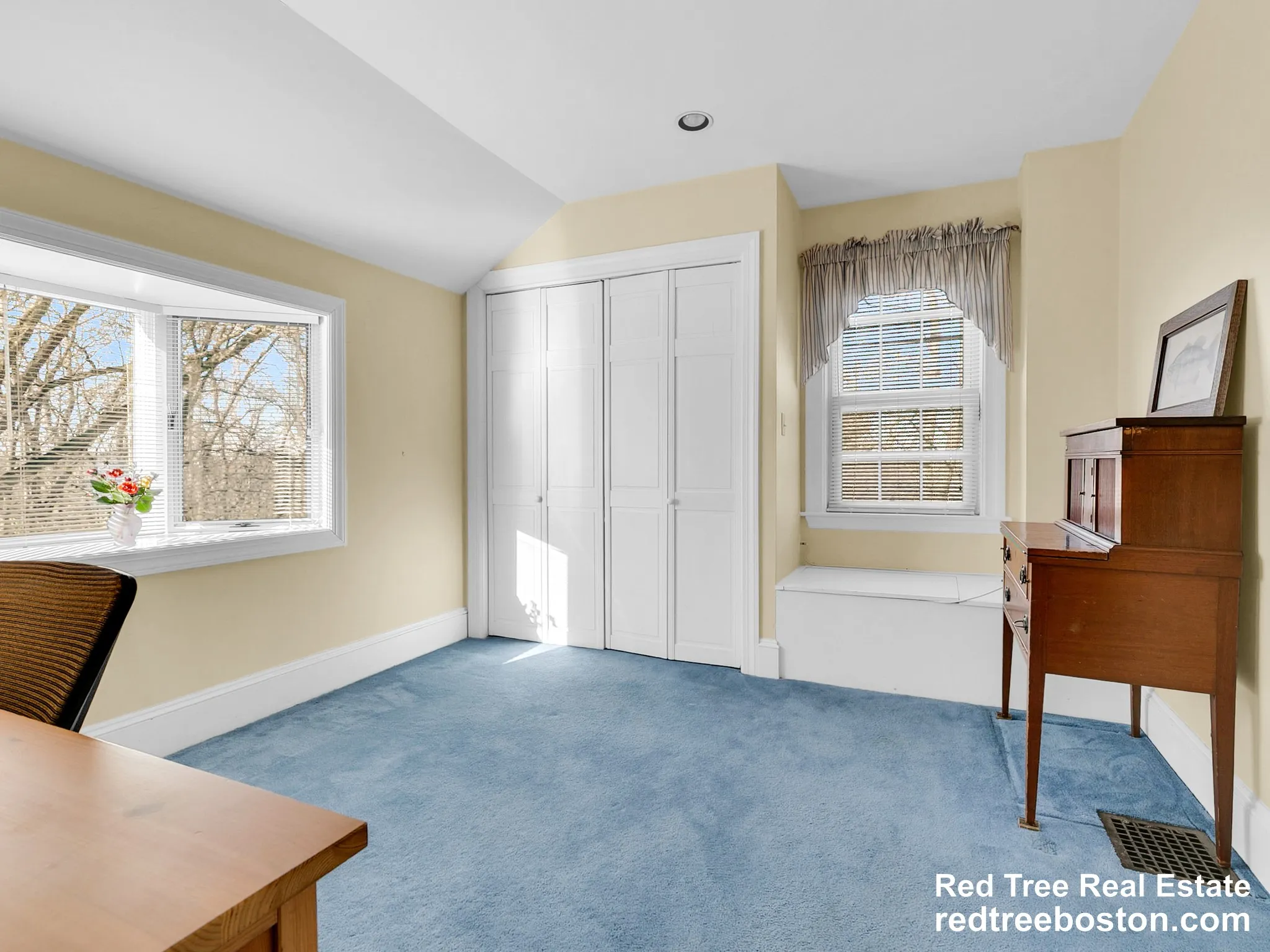 4 bed, 3.5 bath apartment for rent at 243 Upland Ave Unit 1, Newton Highlands — photo 24 of 40