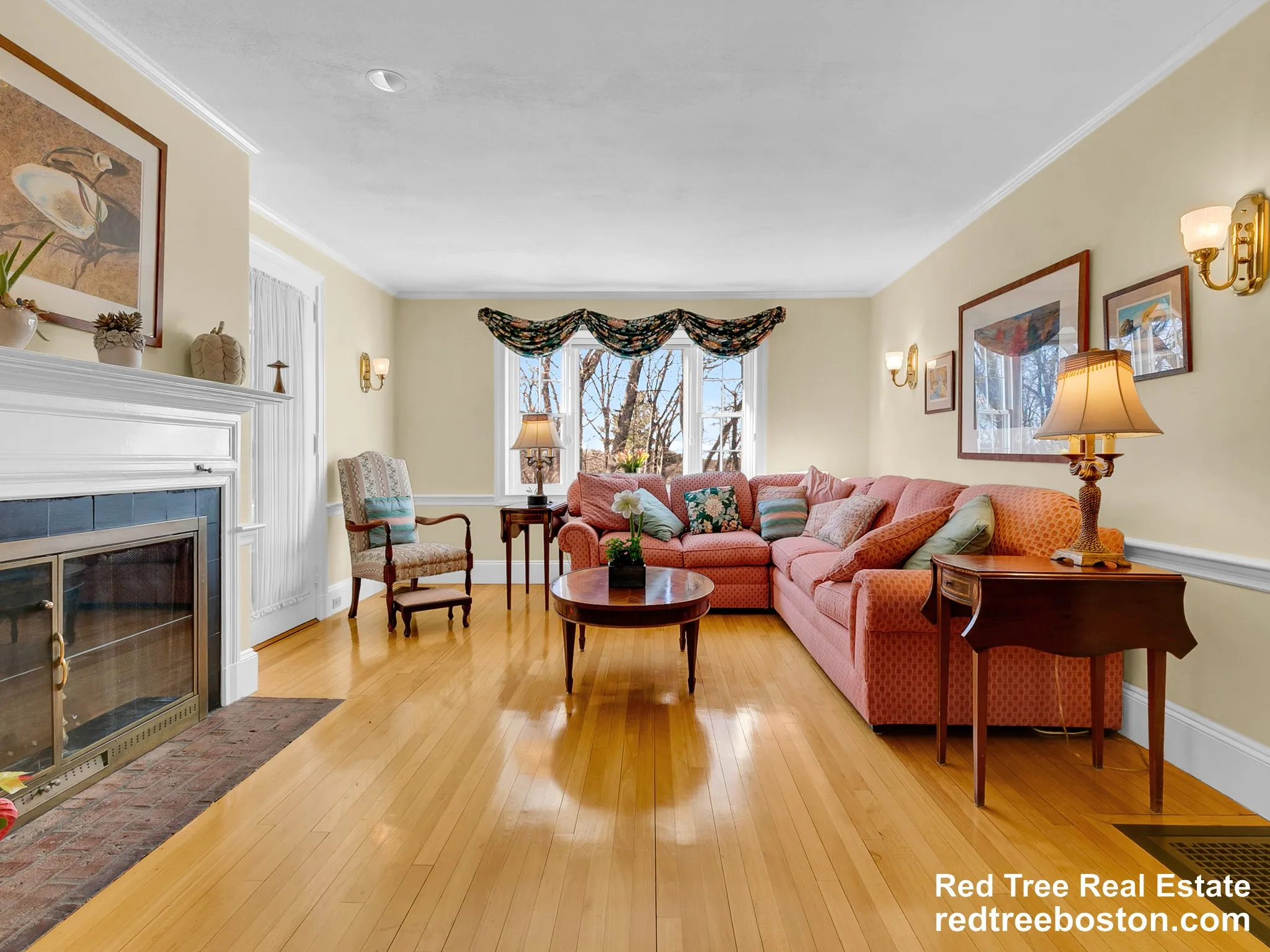 4 bed, 3.5 bath apartment for rent at 243 Upland Ave Unit 1, Newton Highlands — photo 10 of 40