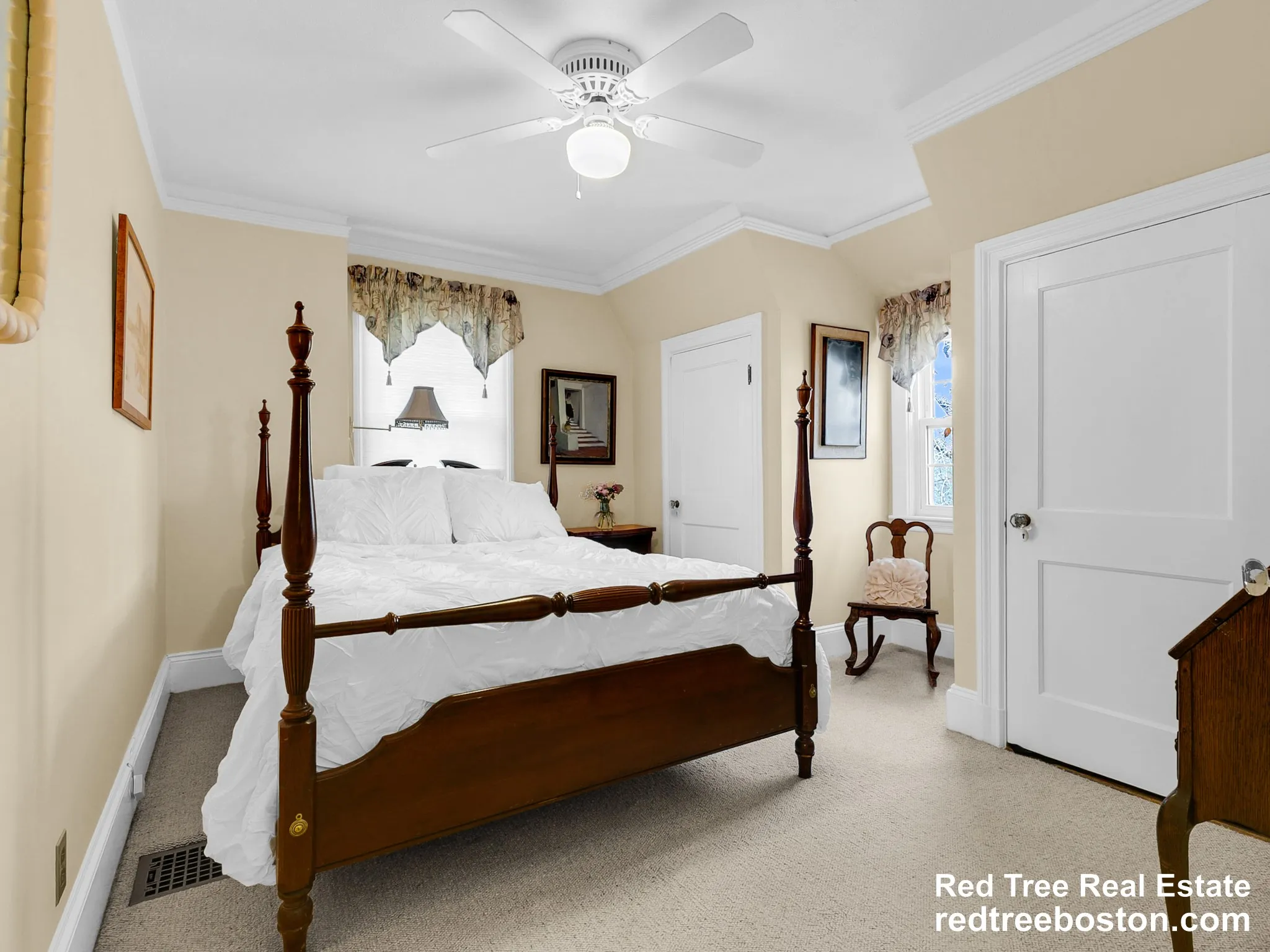 4 bed, 3.5 bath apartment for rent at 243 Upland Ave Unit 1, Newton Highlands — photo 26 of 40