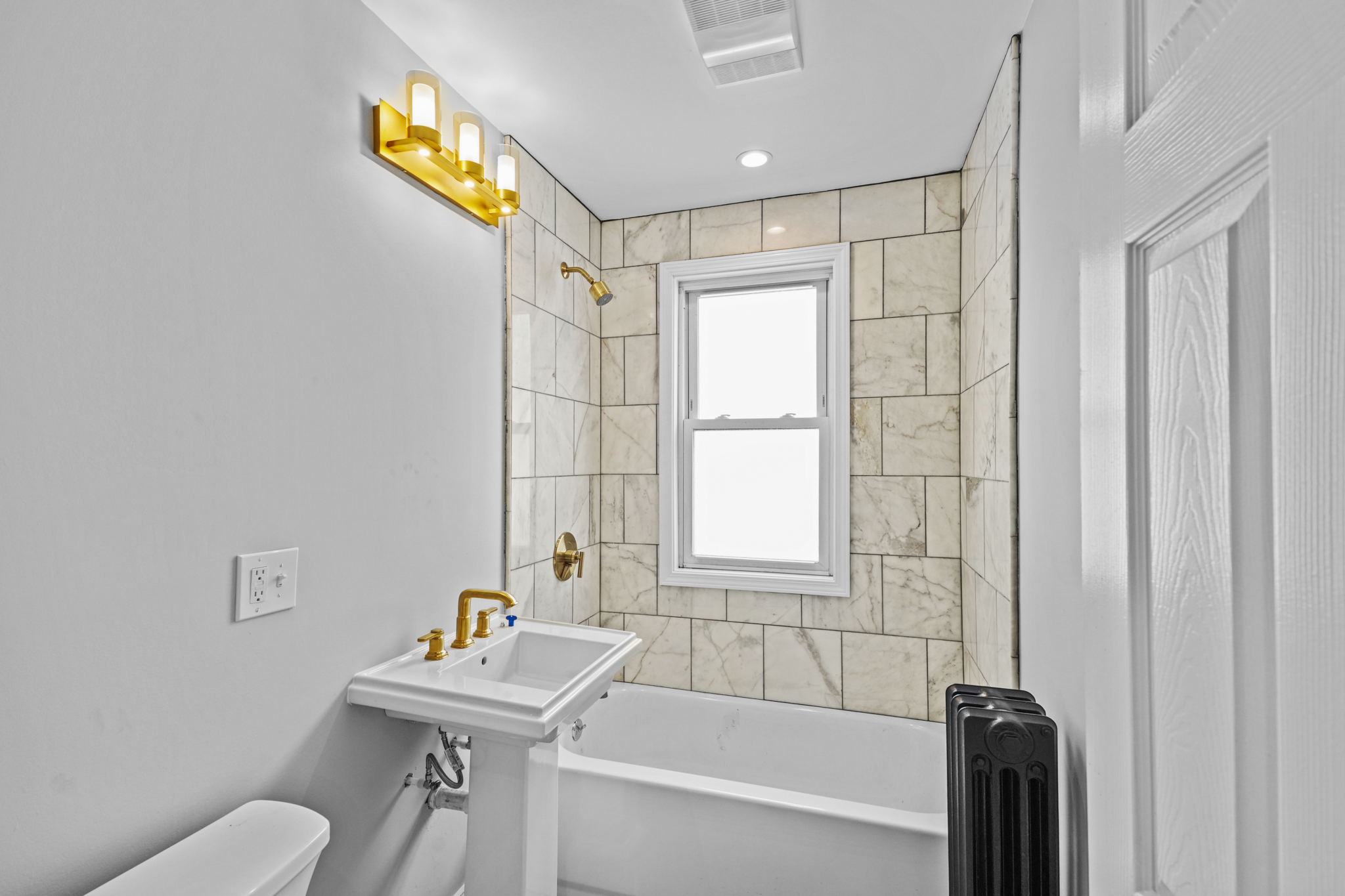 5 bed, 2 bath apartment for rent at 243 West Selden St Unit 2, Mattapan — photo 6 of 40