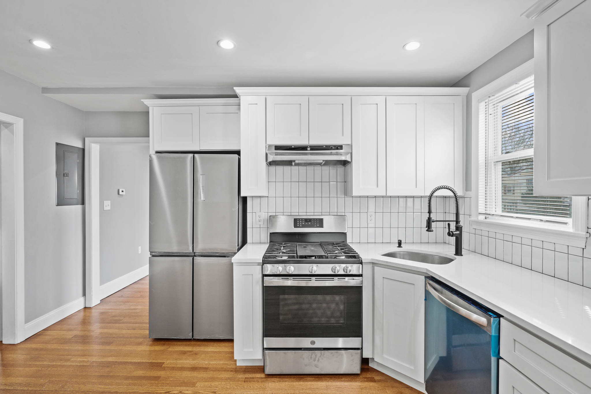 5 bed, 2 bath apartment for rent at 243 West Selden St Unit 2, Mattapan — photo 1 of 40