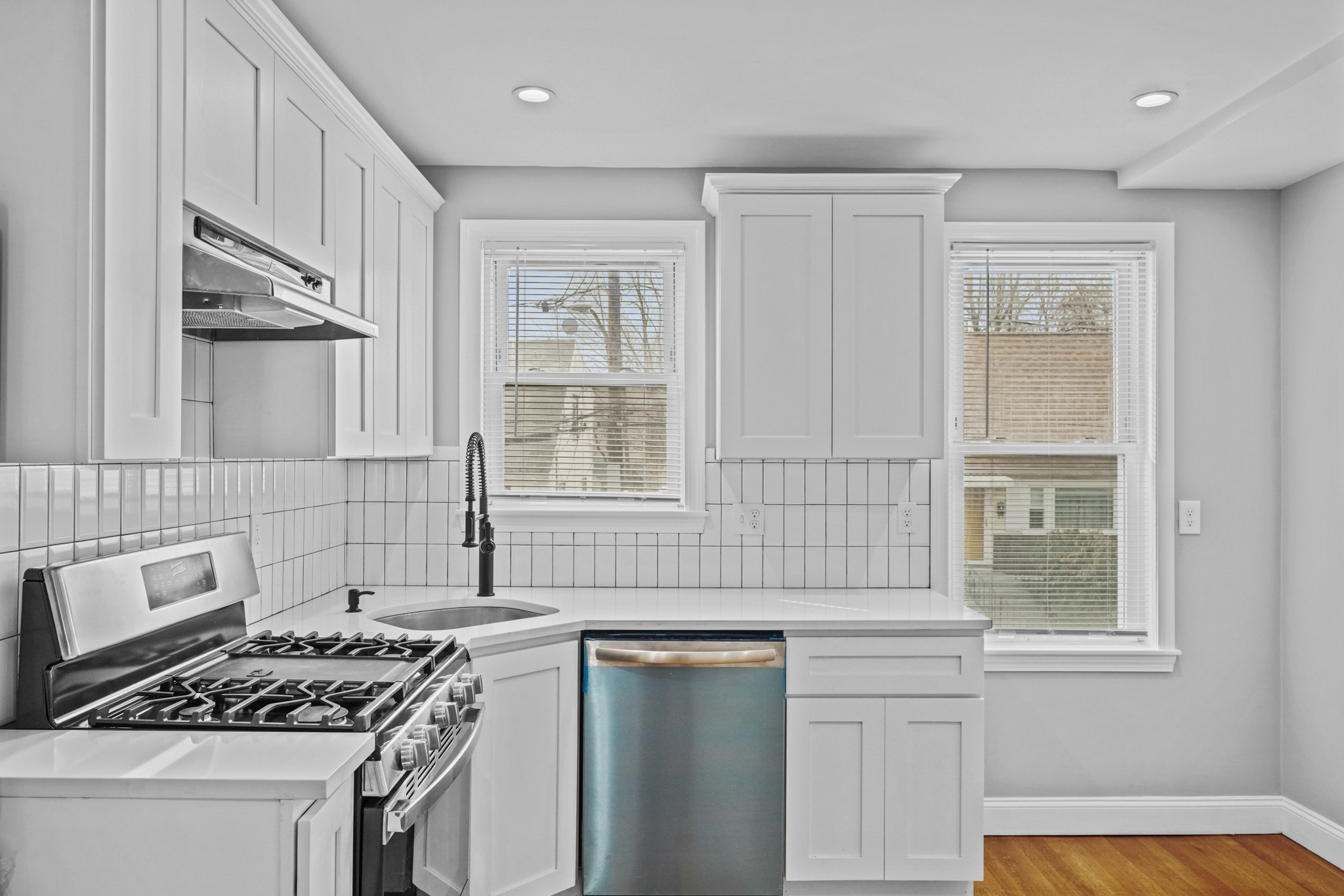 5 bed, 2 bath apartment for rent at 243 West Selden St Unit 2, Mattapan — photo 4 of 40