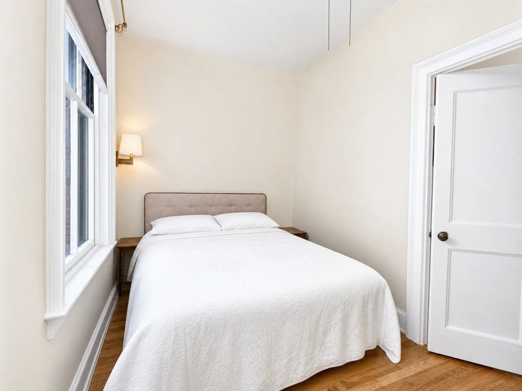 1 bed, 1 bath apartment for rent at 244 Beacon St Unit 3C, Back Bay — photo 8 of 12