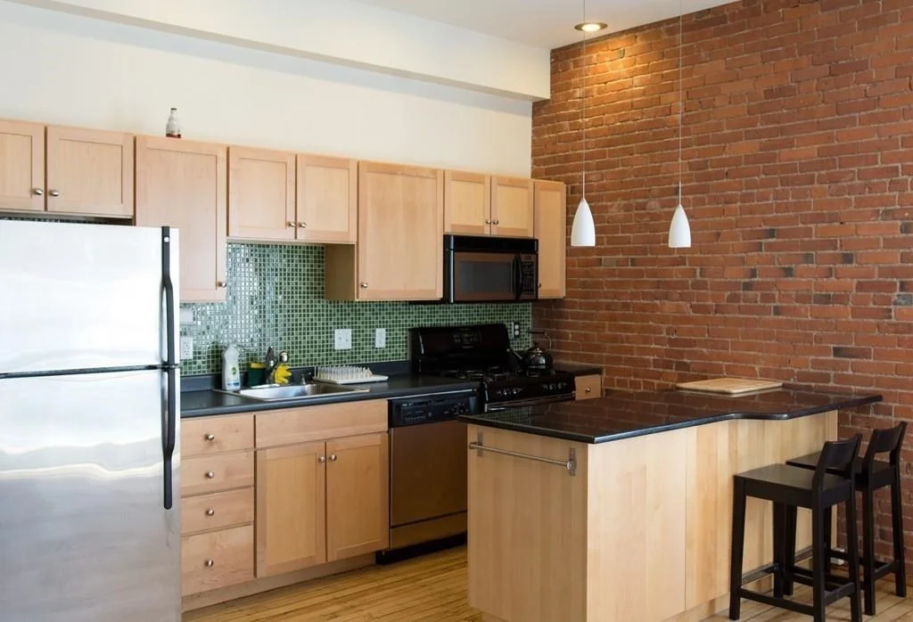 2 bed, 1 bath apartment for rent at 244 Brighton Ave Unit 206, Allston — photo 4 of 11