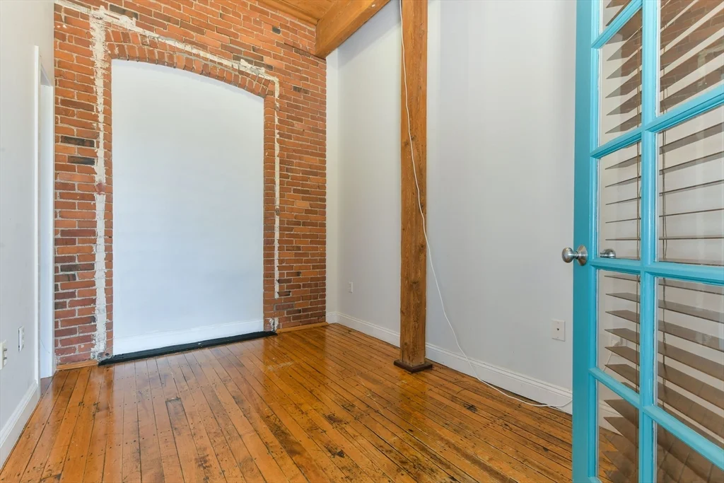 3 bed, 1 bath apartment for rent at 244 Brighton Ave Unit 406, Allston — photo 7 of 15