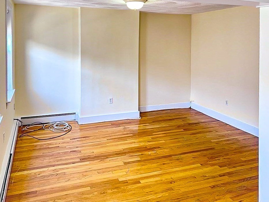 3 bed, 1 bath apartment for rent at 244 Everett St, East Boston — photo 6 of 13