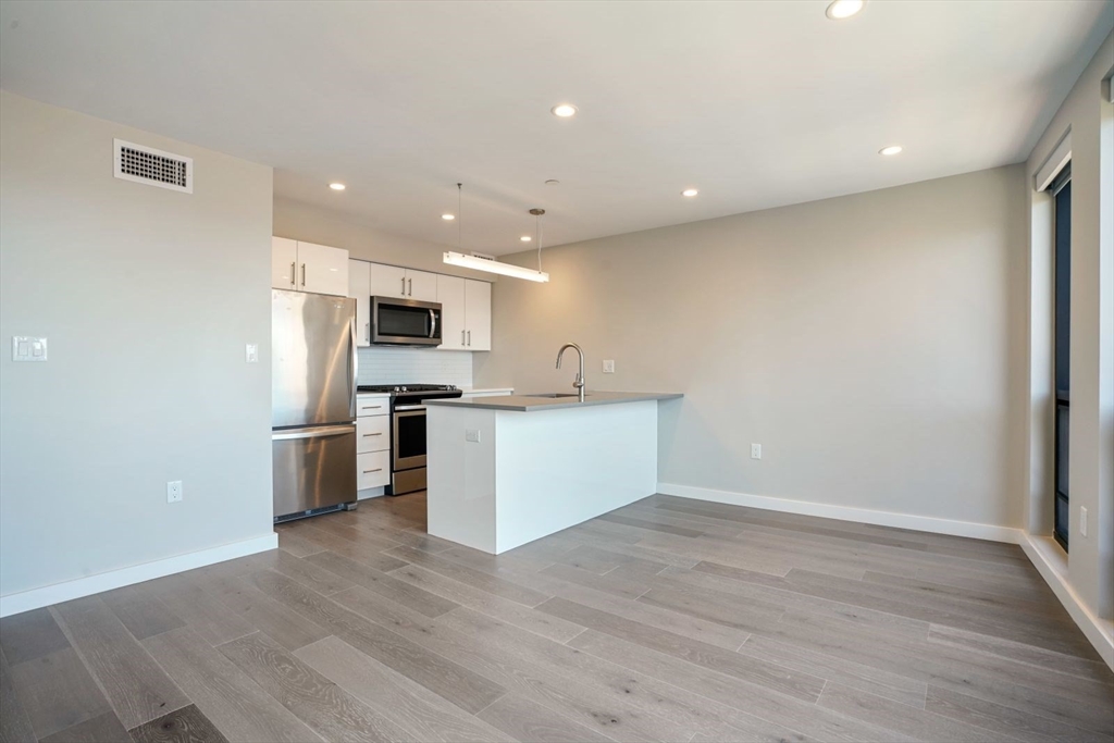 2 bed, 2 bath apartment for rent at 244 Hanover St Unit 410, North End — photo 7 of 18