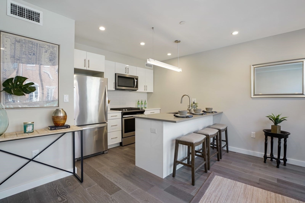 2 bed, 2 bath apartment for rent at 244 Hanover St Unit 410, North End — photo 2 of 18
