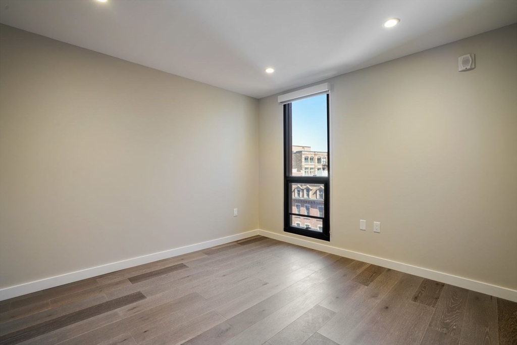 2 bed, 2 bath apartment for rent at 244 Hanover St Unit 410, North End — photo 14 of 18