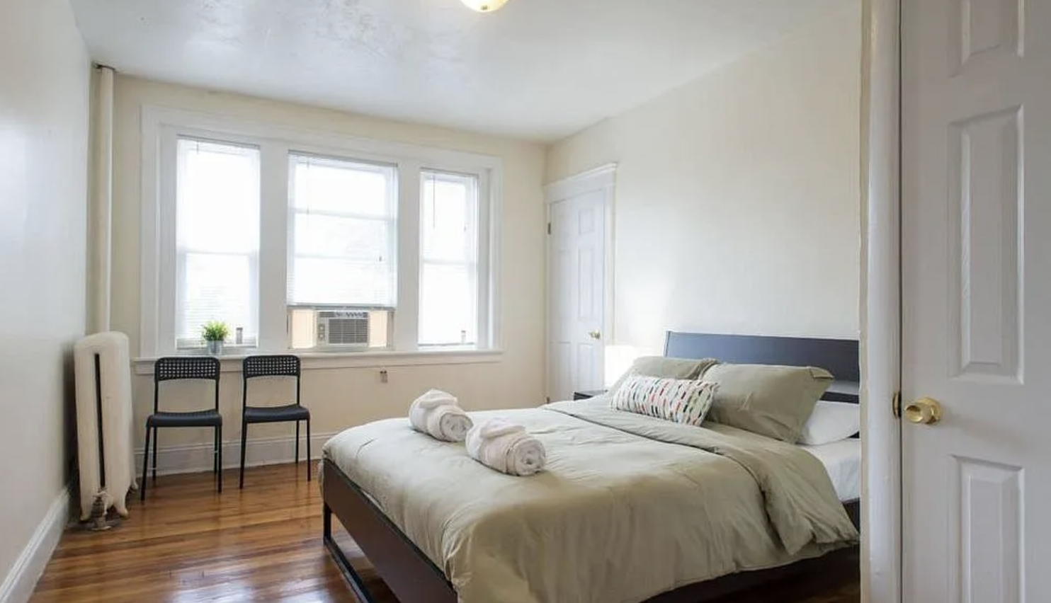 2 bed, 1 bath apartment for rent at 244 Kelton St Unit 14, Allston — photo 4 of 4