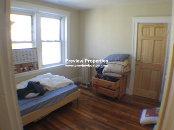 2 bed, 1 bath apartment for rent at 244 Kelton St Unit 16P, Allston — photo 3 of 10