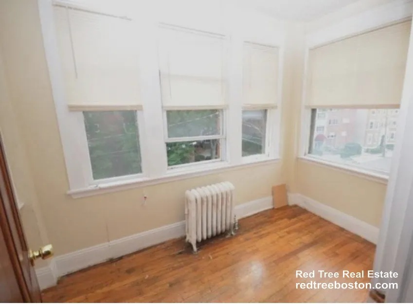 2 bed, 1 bath apartment for rent at 244 Kelton St Unit 3, Brighton — photo 6 of 8