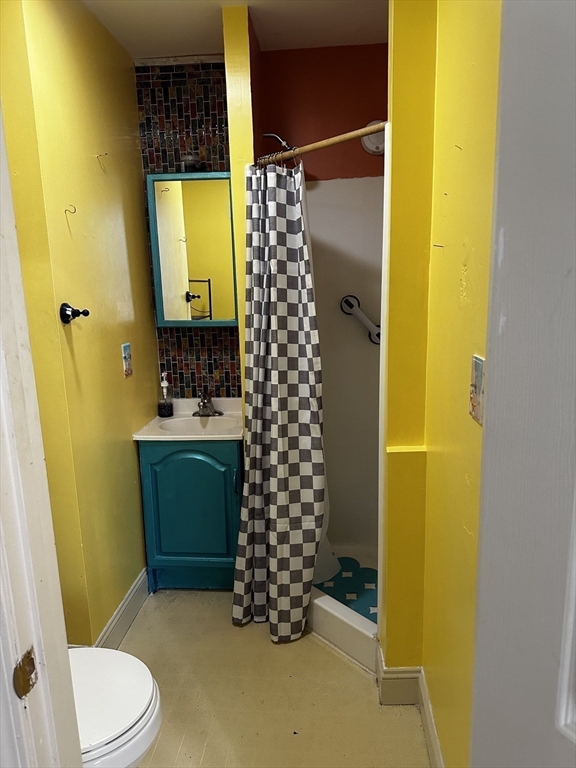 1 bed, 1 bath apartment for rent at 244 Lafayette St Unit 1L, Salem — photo 11 of 12