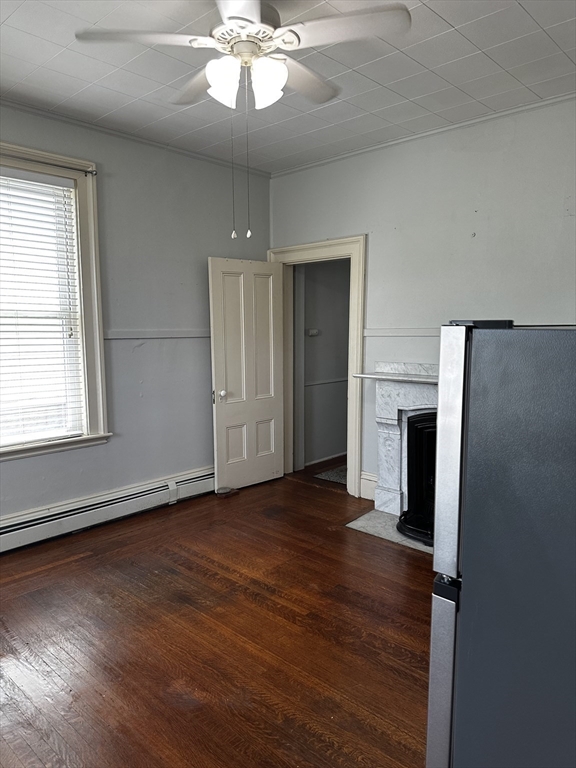 1 bed, 1 bath apartment for rent at 244 Lafayette St Unit 1L, Salem — photo 3 of 12